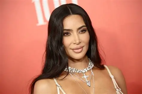 โKim Kardashianโs Hairy Underwear Just Broke the Internet (and Maybe Feminism)โ