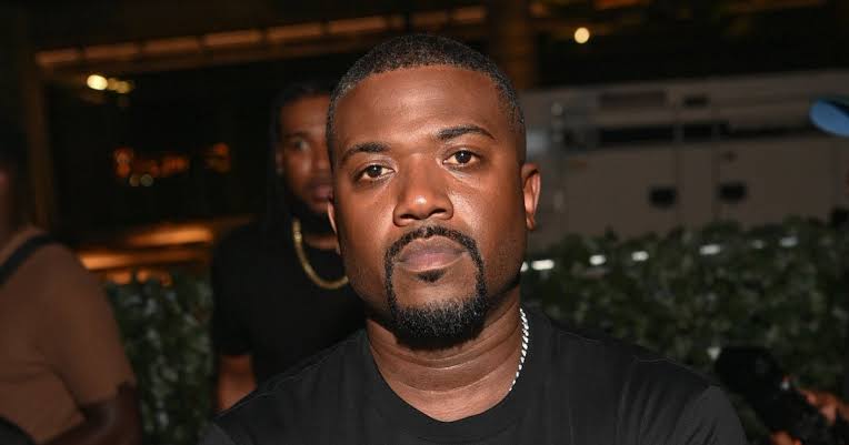 Ray J Hospitalized for Severe Pneumonia & Chest Pains