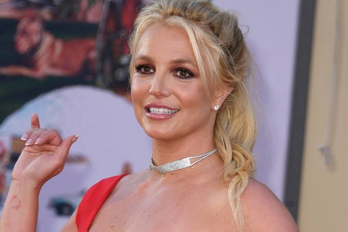 Britney Spears Steps Back to Move Forward