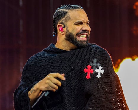 Drake Becomes First Artist in History to Simultaneously Debut Three Albums in Billboard 200 Top Three