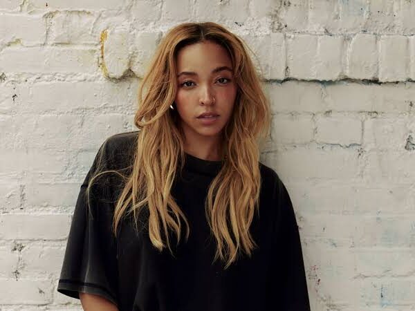 Tinashe Announces New Single “Too Easy,” Teases Her Next Musical Era