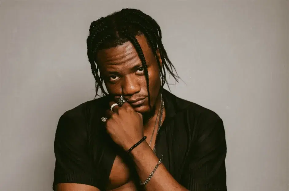 Pheelz Releases New Project โA Rii Set,โ Blending the Worlds of Artist and Producer