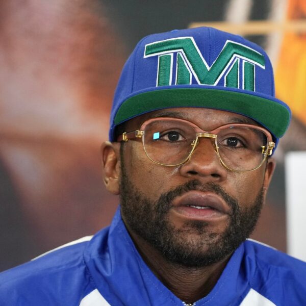 Floyd Mayweather Faces Felony Charges Over Alleged Theft and $200,000 Check Fraud
