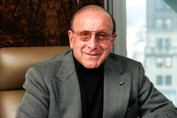 Clive Davis, Visionary Music Executive Who Shaped the Modern Music Industry, Dies at 94