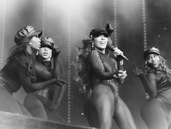 Victoria Monét Debuts New Song ‘Reach Out’ During Bruno Mars’ Romantic Tour