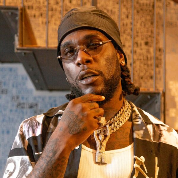 Burna Boy Makes History by Reaching No. 1 on Spotifyโs Global Top Songs Chart for the First Time