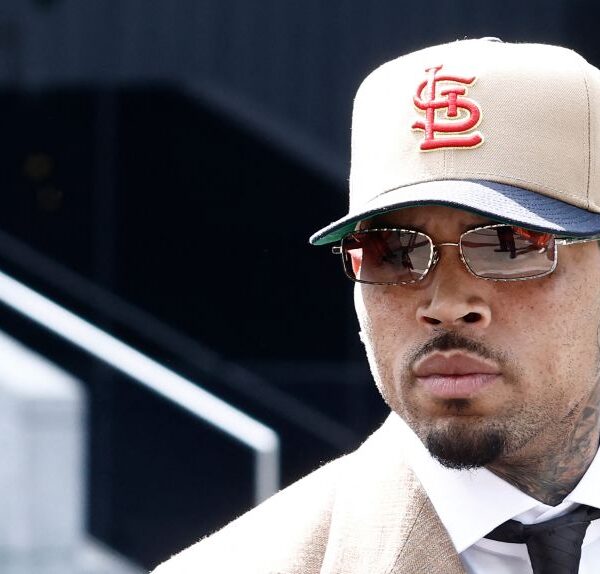 Chris Brown Pleads Guilty to Affray Over London Nightclub Attack