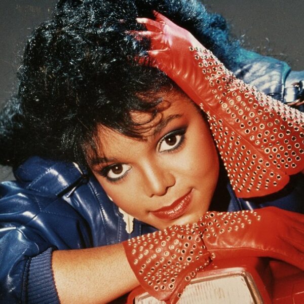 Janet Jackson Teases โDiamond Blackโ in Singapore, Hinting at New Music
